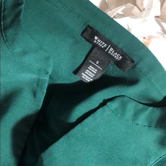WHBM Hunter green longsleeved shirt. - Picture 2 of 6
